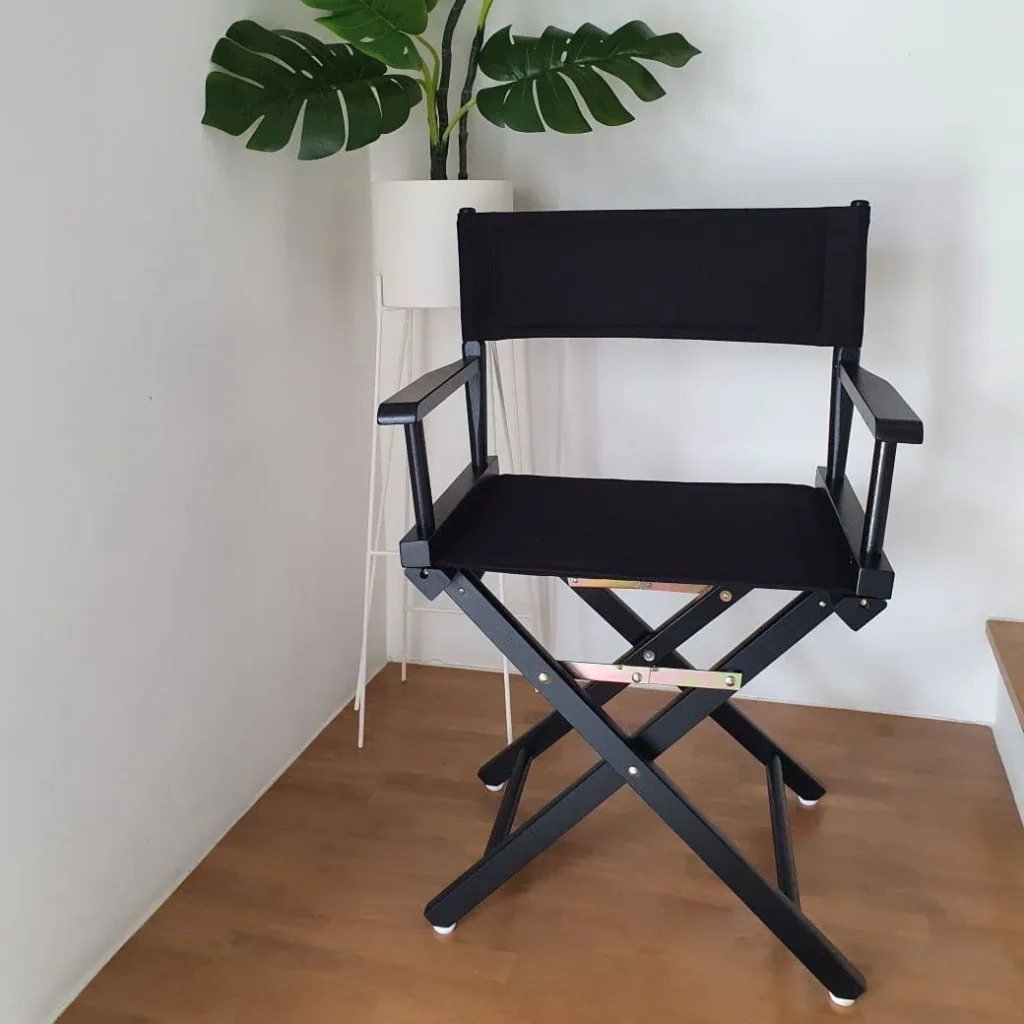 รับผลิตเก้าอี้ผู้กำกับ (Custom Director Chair) พร้อมสกรีนโลโก้องค์กร ชื่อแบรนด์ และข้อความ มีให้เลือกทั้งขนาด Standard และ High Chair