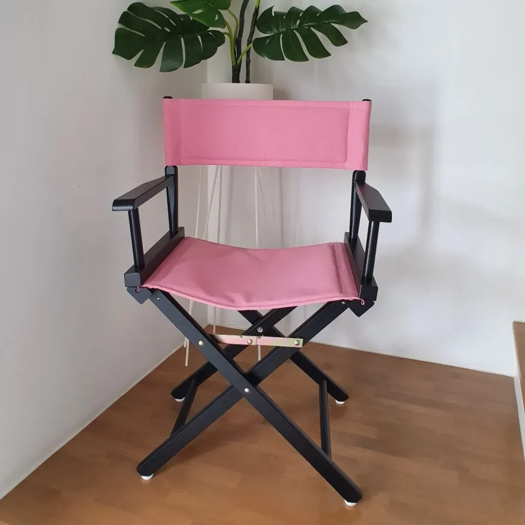 รับผลิตเก้าอี้ผู้กำกับ (Custom Director Chair) พร้อมสกรีนโลโก้องค์กร ชื่อแบรนด์ และข้อความ มีให้เลือกทั้งขนาด Standard และ High Chair