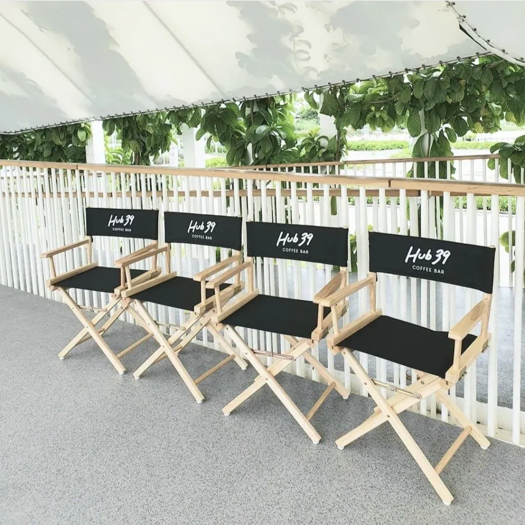 รับผลิตเก้าอี้ผู้กำกับ (Custom Director Chair) พร้อมสกรีนโลโก้องค์กร ชื่อแบรนด์ และข้อความ มีให้เลือกทั้งขนาด Standard และ High Chair