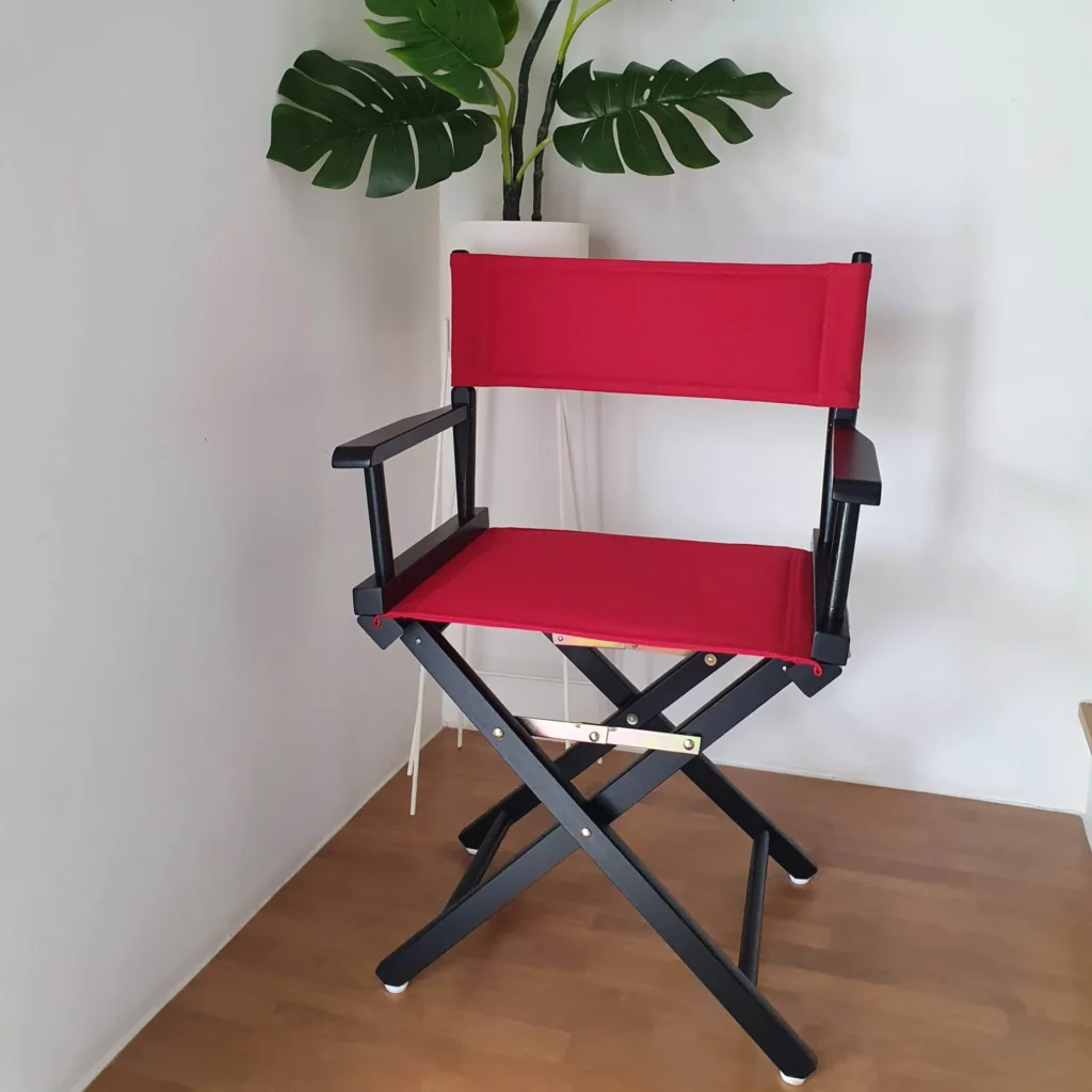 รับผลิตเก้าอี้ผู้กำกับ (Custom Director Chair) พร้อมสกรีนโลโก้องค์กร ชื่อแบรนด์ และข้อความ มีให้เลือกทั้งขนาด Standard และ High Chair