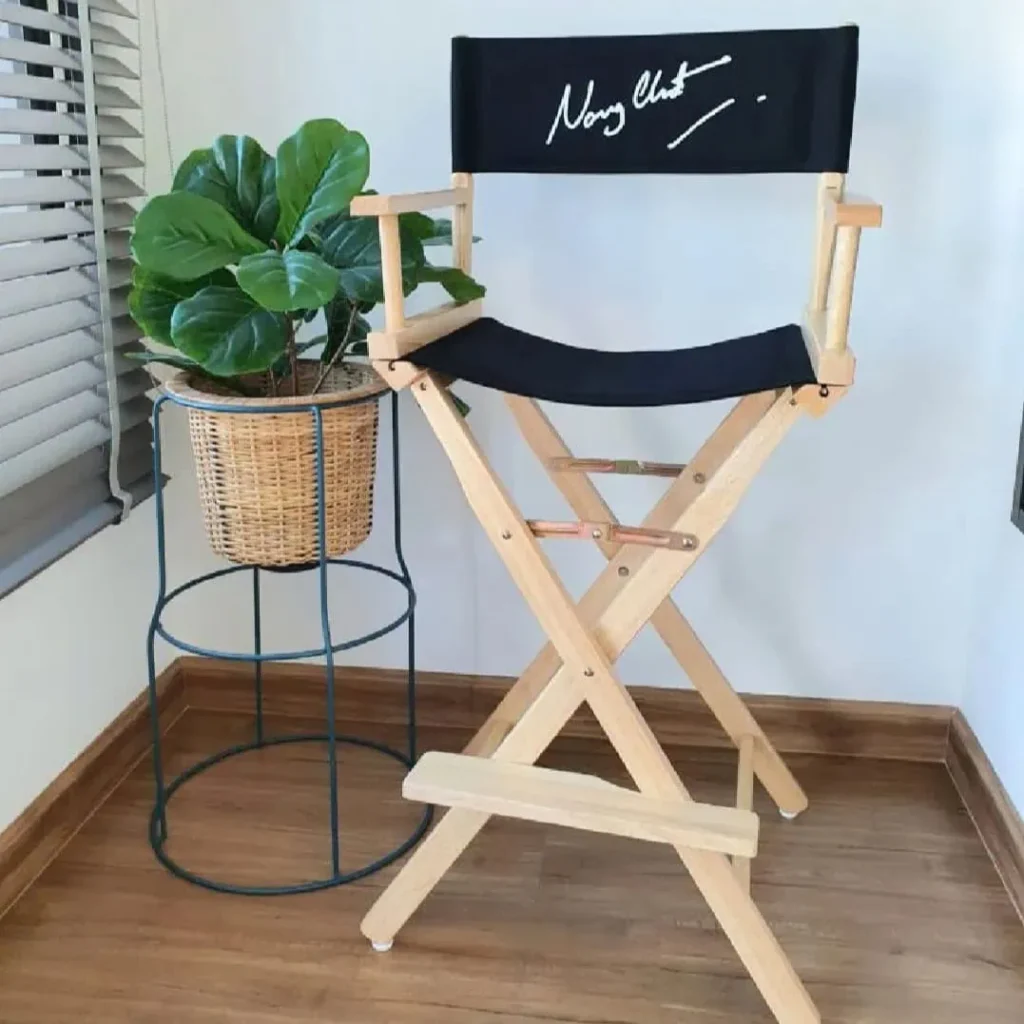 รับผลิตเก้าอี้ผู้กำกับ (Custom Director Chair) พร้อมสกรีนโลโก้องค์กร ชื่อแบรนด์ และข้อความ มีให้เลือกทั้งขนาด Standard และ High Chair