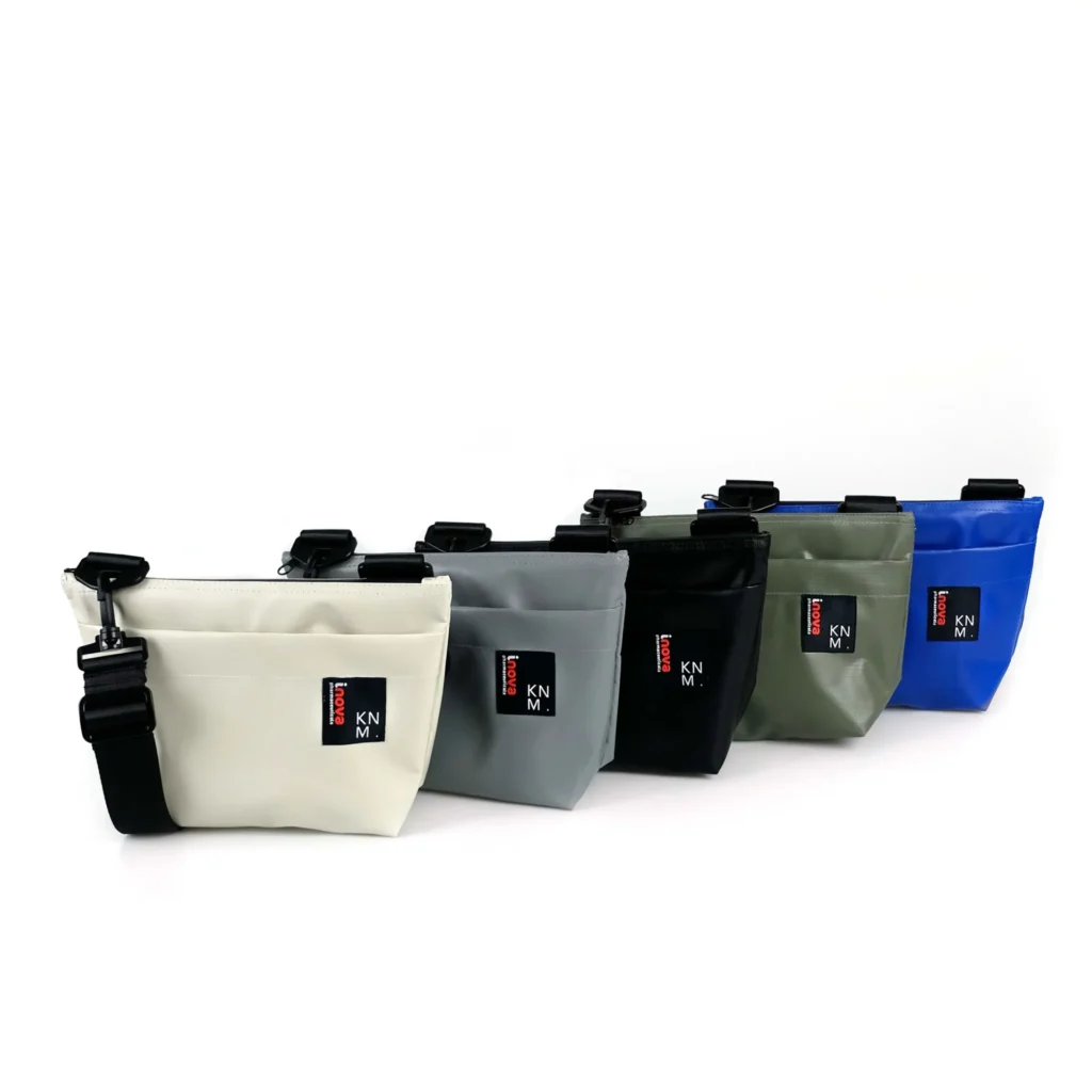 รับผลิตกระเป๋า Crossbody พร้อมสกรีนโลโก้บริษัท